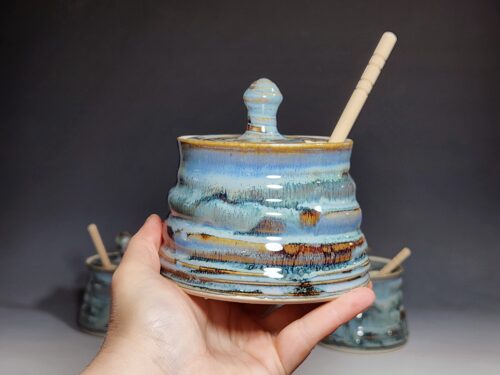 Hand-thrown Pottery Lidded Honey Jar - Image 9