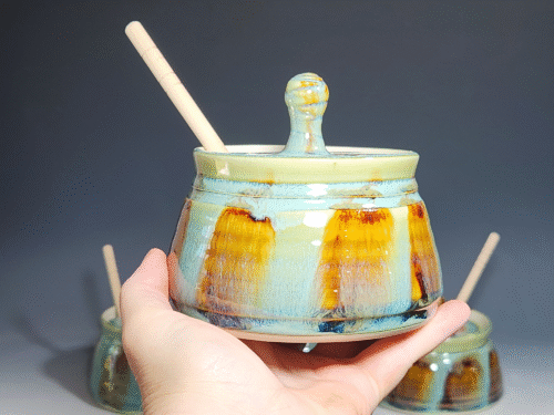 Handmade Pottery Lidded Honey Jar - Image 4