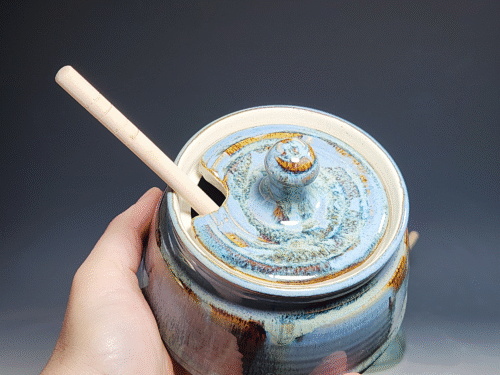 Hand-thrown Pottery Lidded Honey Jar - Image 6