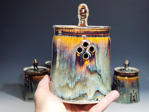 Hand Thrown Ceramic Garlic Keeper, Handmade Pottery Kitchen Decor - Image 4