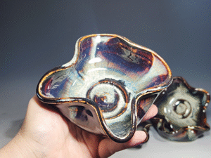 Hand-thrown Pottery Trinket Holder, Ceramic Jewelry Dish, Handmade Ring Dish, Teabag Holder, Catchall Bowl, Earring Holder (Copy)