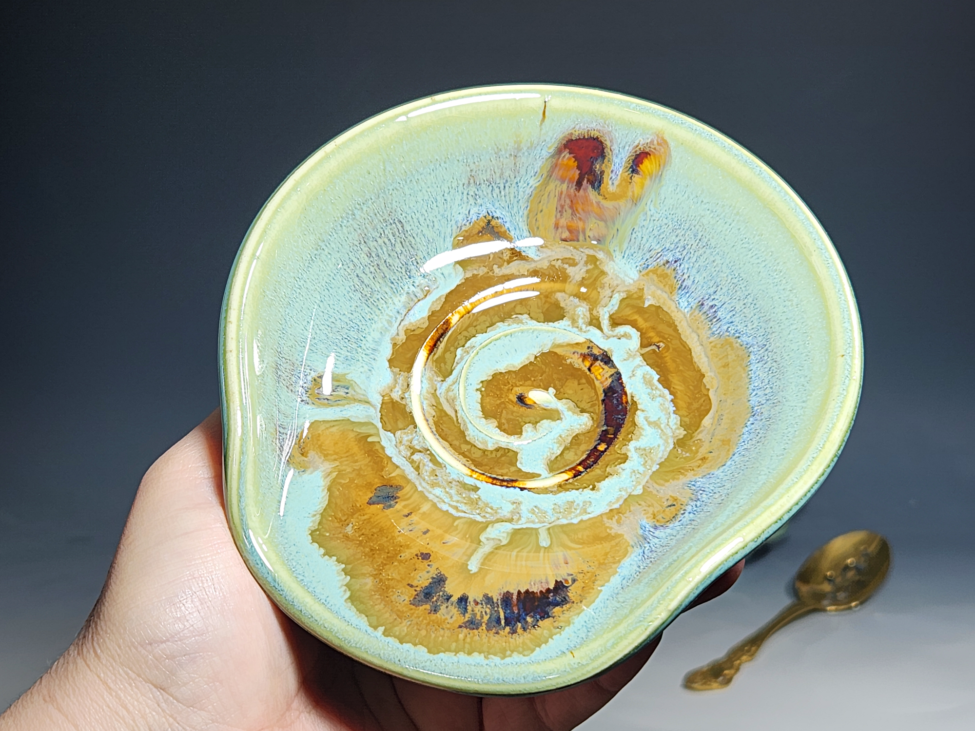 Hand Thrown Ceramic Spoon Rest - Image 4