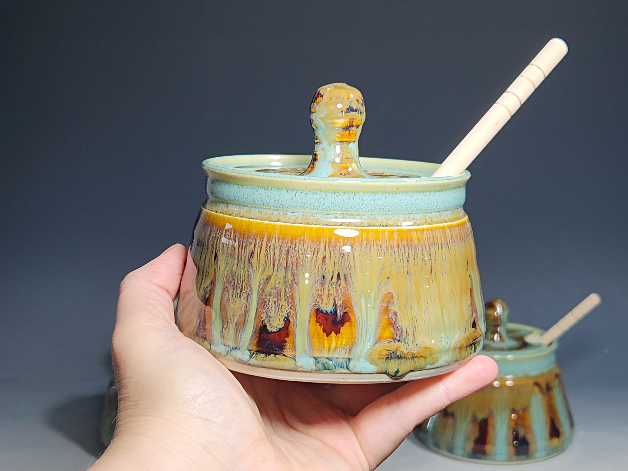 Handmade Pottery Lidded Honey Jar - Image 3
